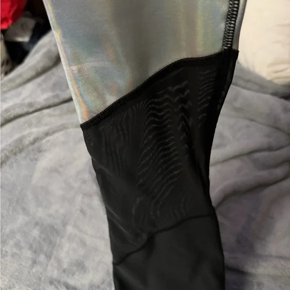 Two pairs of women's BEBE sport workout pants - Picture 9 of 12